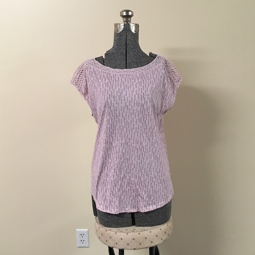 Medium Loft Pink & Bungundy Top Shirt
